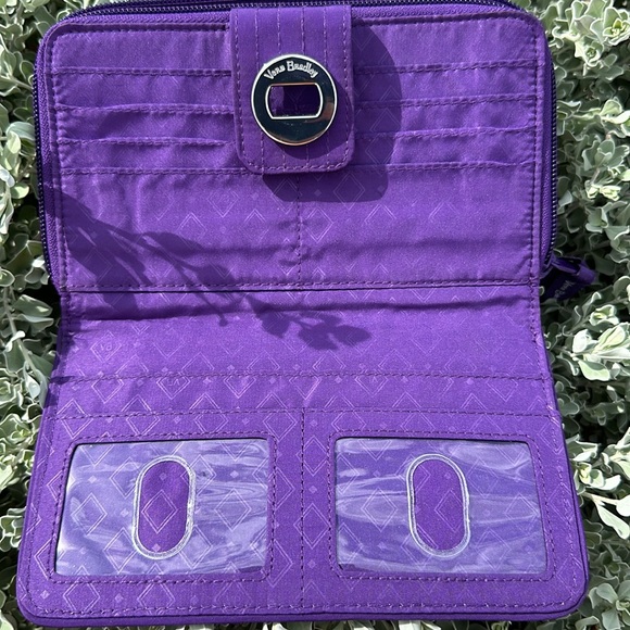 VERA BRADLEY RFID Turnlock Wallet Turn Lock CLASSIC plum purple Microfiber - Picture 4 of 5